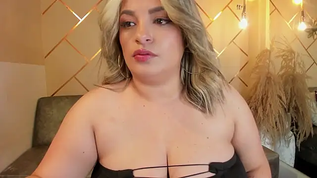 marianeporter   online show from January 9, 10:00 pm