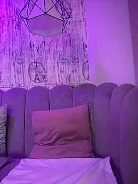 AbyThompson online show from March 13, 6:47 pm