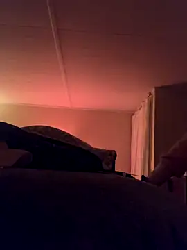 KatieBARBiE98 online show from December 4, 3:59 am