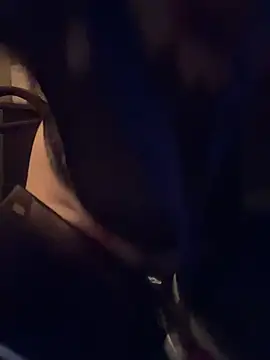 KatieBARBiE98 online show from December 17, 1:07 am