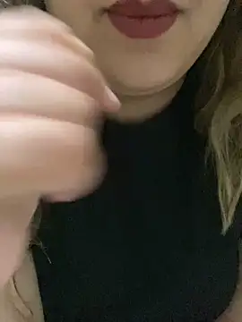 yassminsexy22 online show from April 1, 1:41 pm