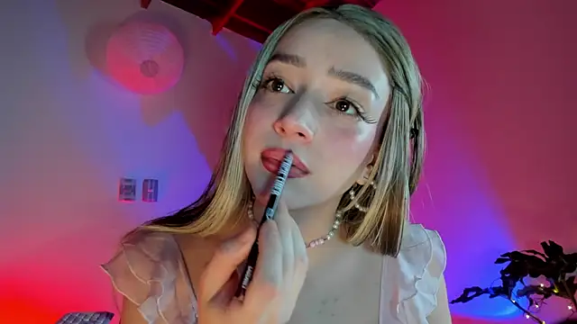 Snapshot of sweeet_peach chatting on March 17, 3:22 am sweeet peach online show from March 17, 3:22 am