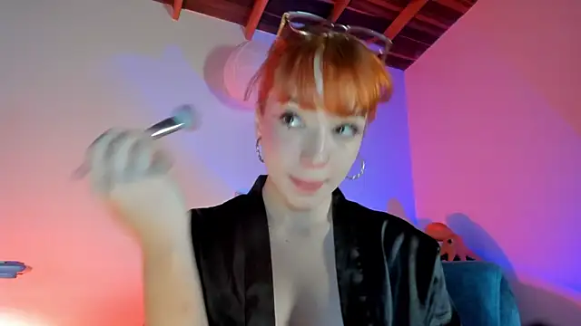 Snapshot of sweeet_peach chatting on April 16, 1:39 am sweeet peach online show from April 16, 1:39 am