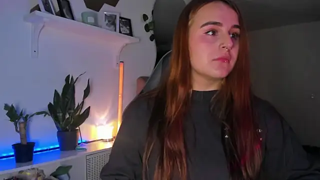 evy orange1 online show from February 19, 3:35 am