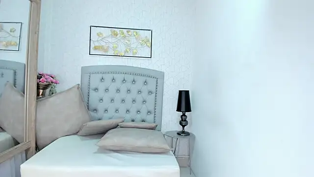 Snapshot of Katalella_murillo chatting on December 29, 10:56 am Katalella murillo online show from December 29, 10:56 am