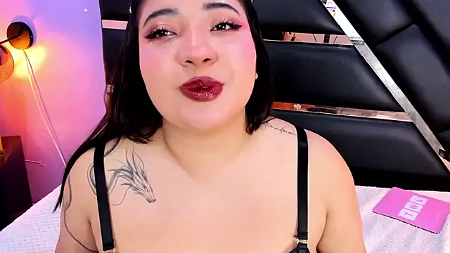 Snapshot of Emma_monserrat chatting on July 11, 11:50 pm Emma monserrat online show from July 11, 11:50 pm