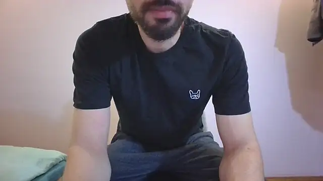 Snapshot of Turkboy_17 chatting on December 31, 3:42 pm Turkboy 17 online show from December 31, 3:42 pm