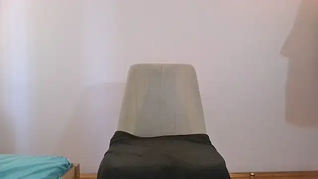 Snapshot of Turkboy_17 chatting on March 2, 7:43 am Turkboy 17 online show from March 2, 7:43 am