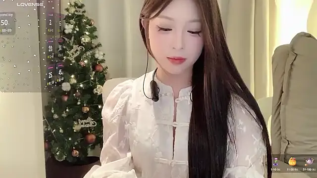 Snapshot of zhuzhu-520- chatting on December 19, 4:35 pm zhuzhu-520- online show from December 19, 4:35 pm