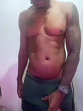 Snapshot of BBCGODIAM9 chatting on November 21, 1:21 pm BBCGODIAM9 online show from November 21, 1:21 pm