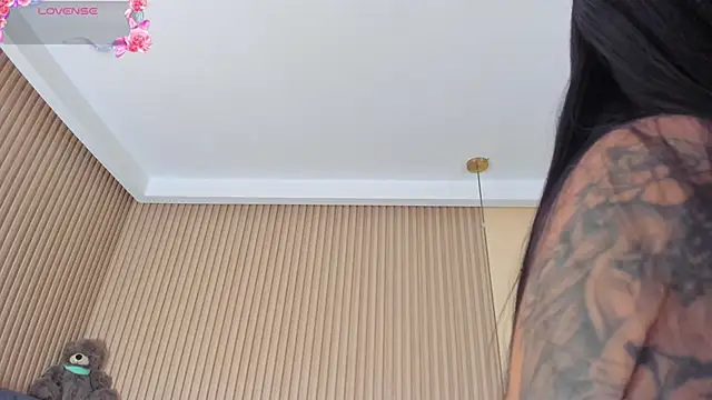 Snapshot of kathecute__ chatting on February 1, 1:48 am kathecute online show from February 1, 1:48 am