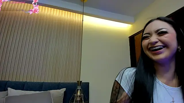 kathecute   online show from April 5, 1:36 am