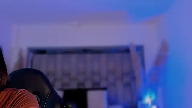 ChaynnaCooper online show from November 16, 4:40 am