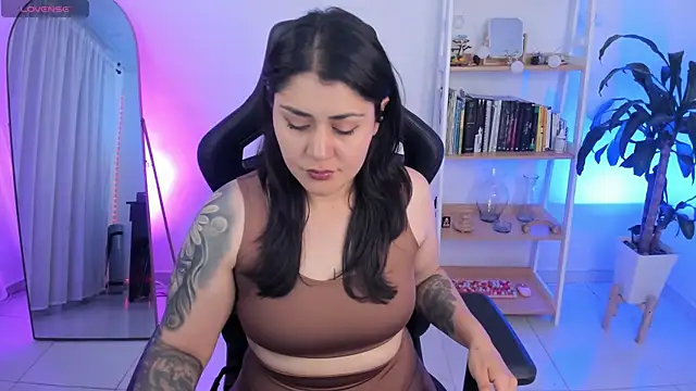 GretaX-X online show from March 26, 4:18 am