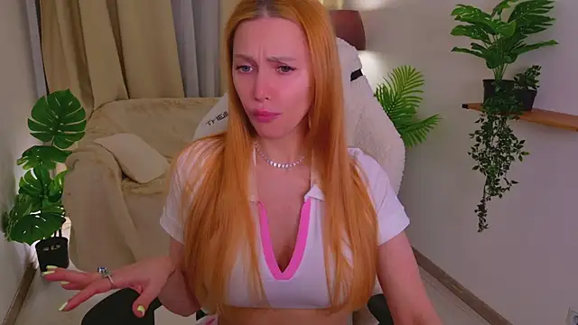 Love Call online show from May 8, 2:28 am