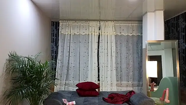 Snapshot of mei_sweetcat chatting on February 2, 1:45 am mei sweetcat online show from February 2, 1:45 am