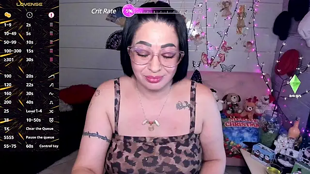 Snapshot of mirandaa_spark chatting on December 11, 3:35 am mirandaa spark online show from December 11, 3:35 am