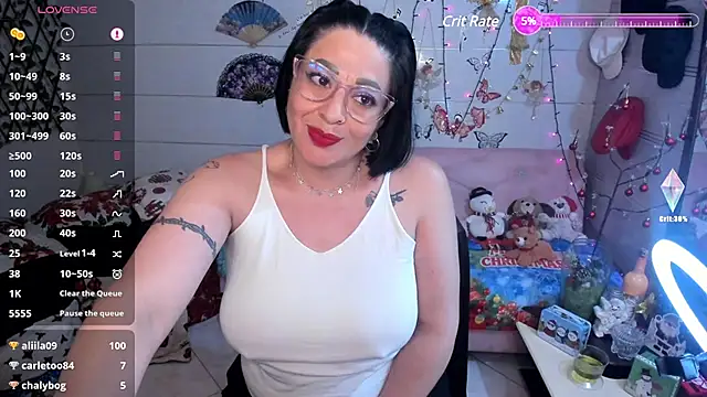 Snapshot of mirandaa_spark chatting on January 5, 9:26 am mirandaa spark online show from January 5, 9:26 am