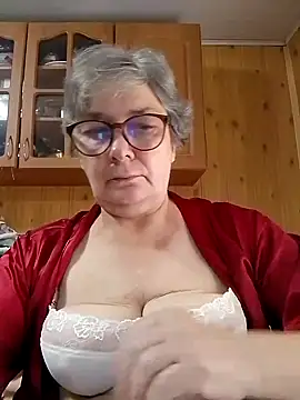 IrinaSweet54 online show from September 25, 6:50 am