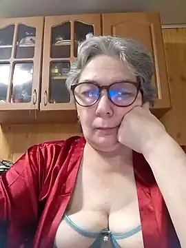 IrinaSweet54 online show from October 20, 7:20 am