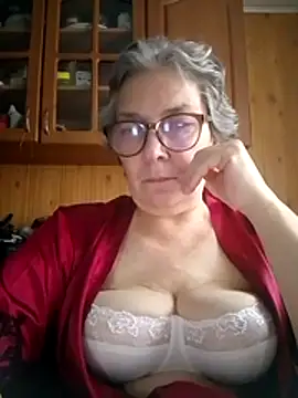 IrinaSweet54 online show from October 22, 7:08 am