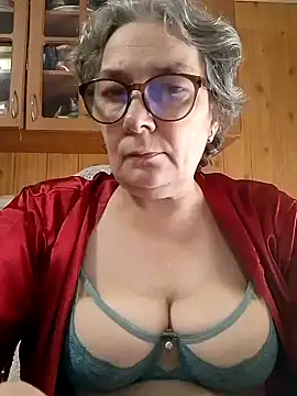 IrinaSweet54 online show from November 14, 9:08 am