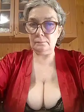 IrinaSweet54 online show from April 22, 7:00 am
