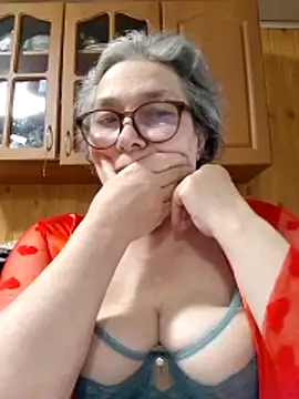 IrinaSweet54 online show from May 13, 7:17 am