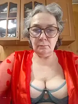 IrinaSweet54 online show from May 14, 8:10 am