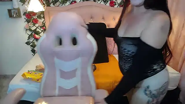 Snapshot of ElizabethSweet_ chatting on January 27, 7:24 pm ElizabethSweet online show from January 27, 7:24 pm
