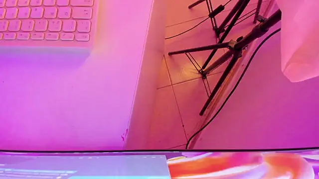 sarah  bigboobs online show from February 11, 3:22 am