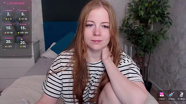 Snapshot of JennyyHot chatting on February 15, 6:21 am JennyyHot online show from February 15, 6:21 am