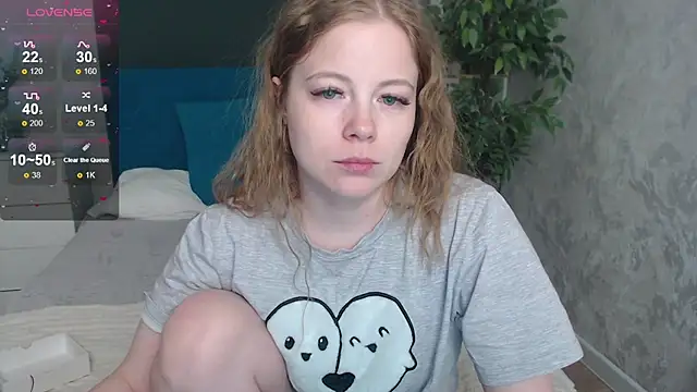 Snapshot of JennyyHot chatting on March 2, 7:09 am JennyyHot online show from March 2, 7:09 am