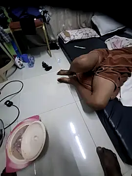 Snapshot of Jtyfgttt chatting on November 16, 8:31 am Jtyfgttt online show from November 16, 8:31 am