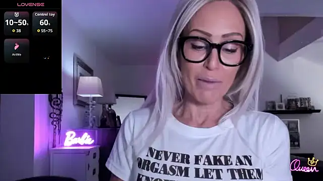 VelvetBarbie online show from February 21, 10:22 pm