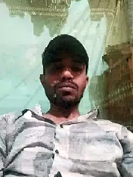 Snapshot of MDROBEL007 chatting on December 26, 4:32 am MDROBEL007 online show from December 26, 4:32 am