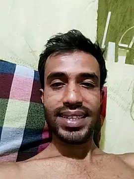 Snapshot of MDROBEL007 chatting on March 6, 2:41 am MDROBEL007 online show from March 6, 2:41 am