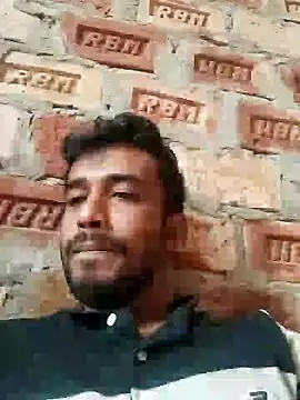 Snapshot of MDROBEL007 chatting on January 15, 7:35 am MDROBEL007 online show from January 15, 7:35 am