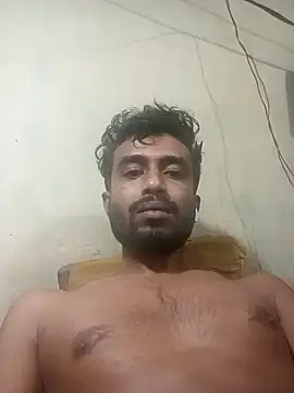 Snapshot of MDROBEL007 chatting on March 3, 3:34 am MDROBEL007 online show from March 3, 3:34 am