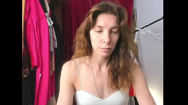 Snapshot of YourSuperModel chatting on May 20, 6:19 am YourSuperModel online show from May 20, 6:19 am