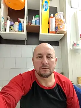 Snapshot of intx800 chatting on December 30, 6:31 am intx800 online show from December 30, 6:31 am