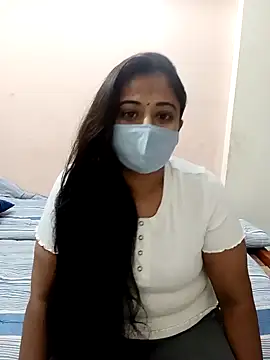 DIZZLING DIVA online show from December 24, 12:22 pm