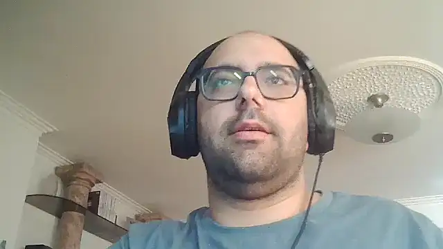 manokiitoo online show from April 6, 9:21 am