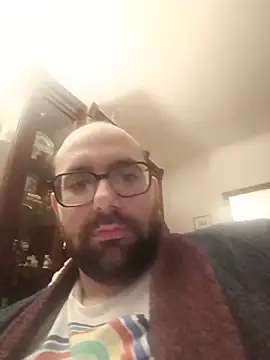 manokiitoo online show from April 16, 11:07 pm