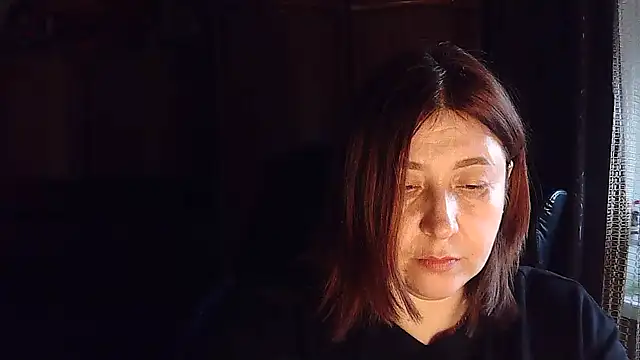 Snapshot of FiireTaliia chatting on January 14, 1:06 pm FiireTaliia online show from January 14, 1:06 pm