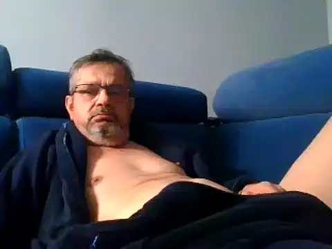 axecoman60 online show from February 16, 7:05 pm