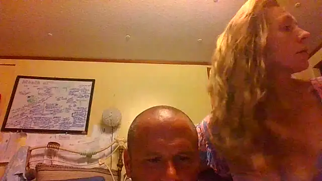 Snapshot of raybo715 chatting on May 31, 4:31 am raybo715 online show from May 31, 4:31 am