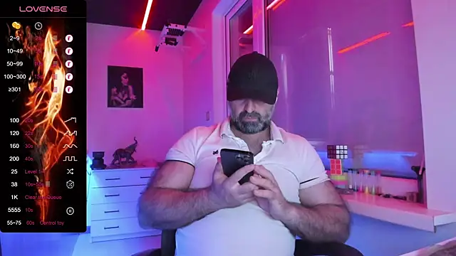 MAGABEAR077 online show from May 17, 8:12 am