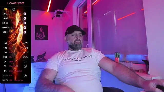 MAGABEAR077 online show from May 19, 12:44 pm