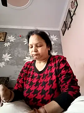 Snapshot of Kavya_kapoor chatting on February 15, 4:03 am Kavya kapoor online show from February 15, 4:03 am